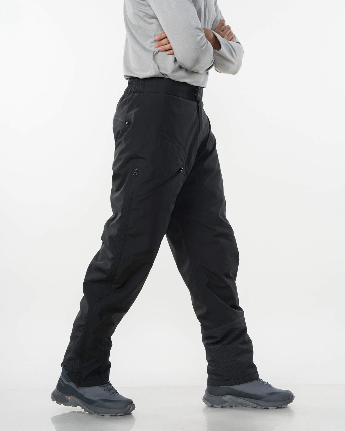 Men's Heated Pants with Loose Fit – Layers Over Base Layers for Cold Hiking