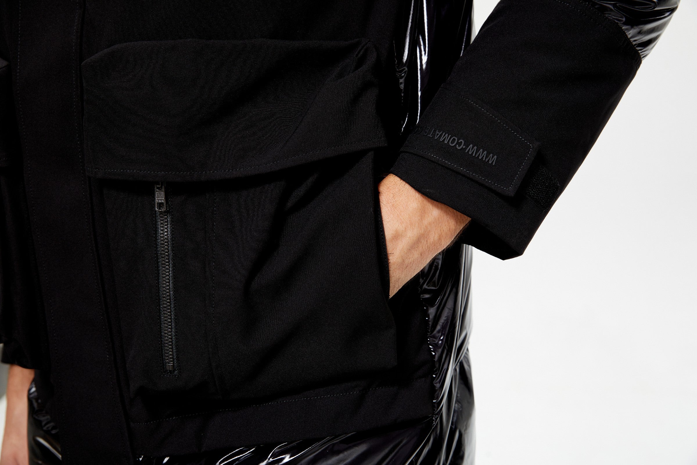 Men's Travel Fashionable Windproof Down Heated Jacket