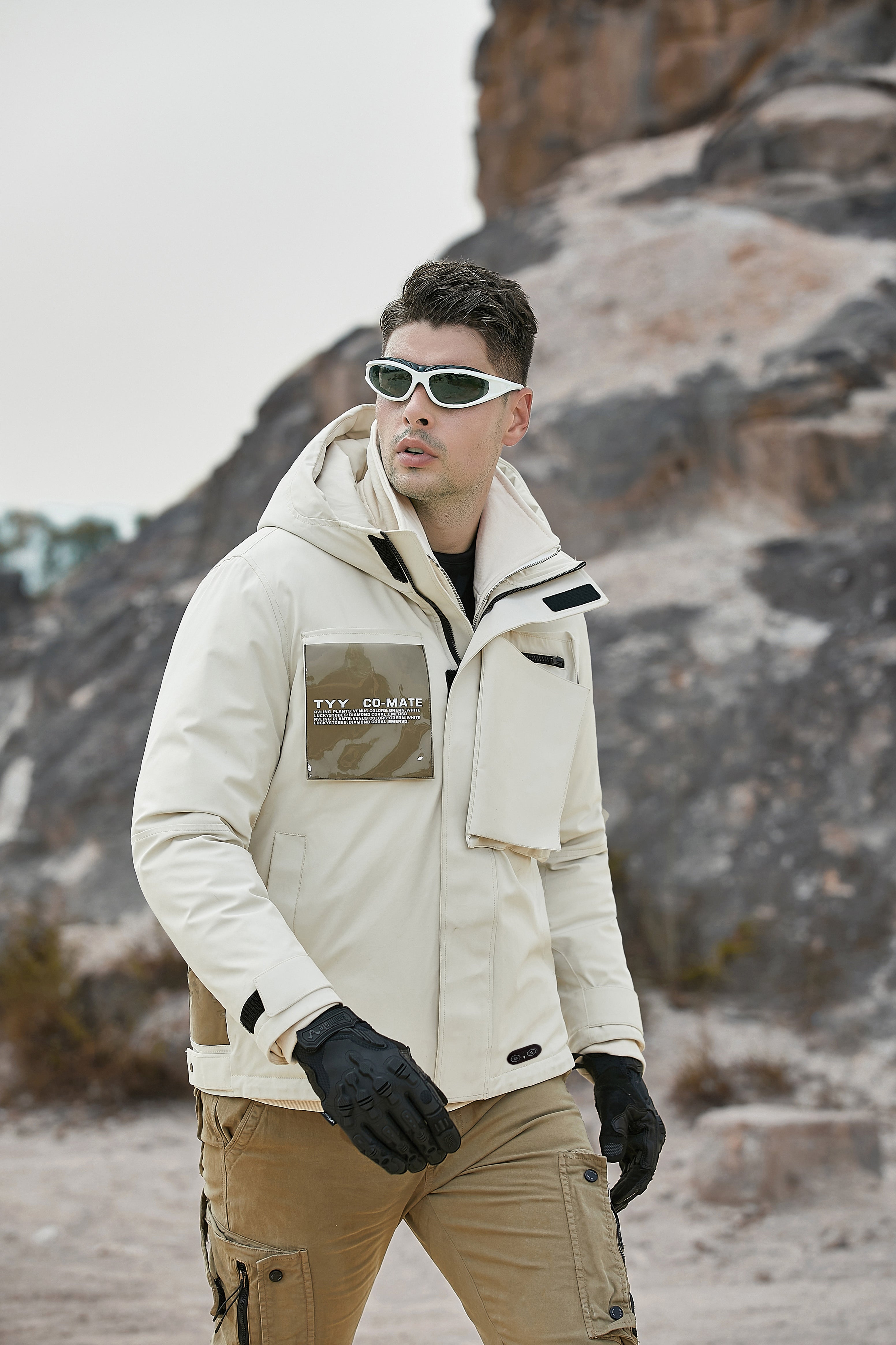 Men's Sports Heated Jacket For Outdoor With Lightweight Rechargeable Design