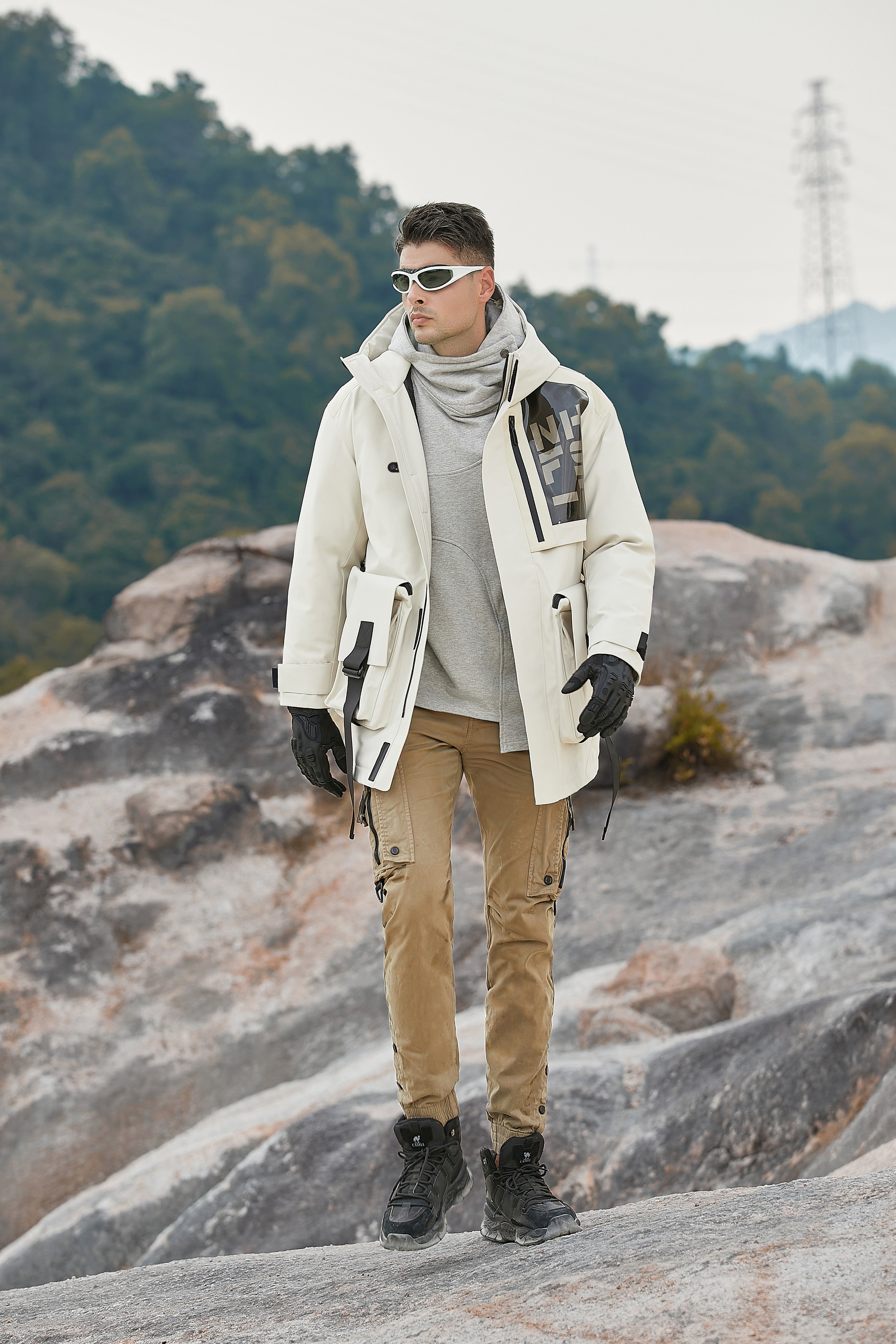 Men's Removable Safety Outdoor Heated Jacket Perfect For Climbing