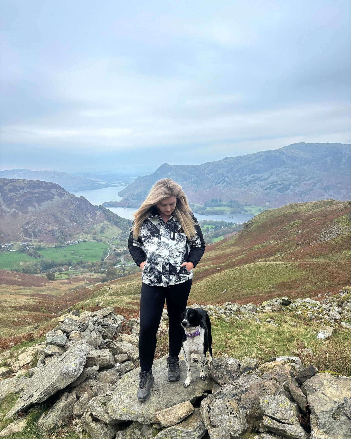 Women's Softshell Heated Jacket Mixing Color for Group Hiking