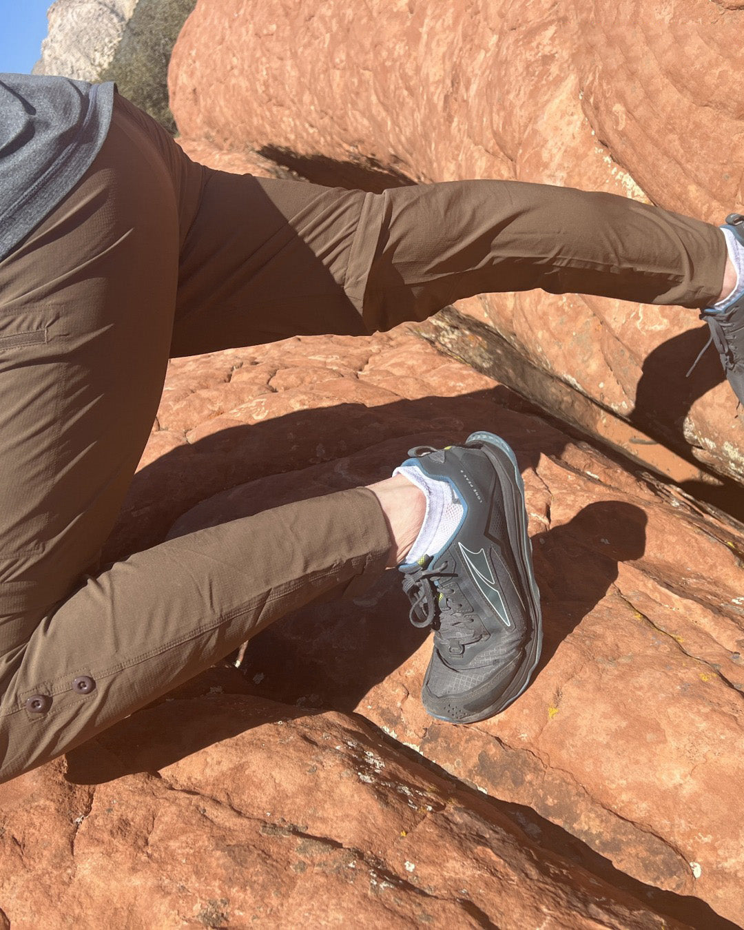 Men's Heated Outdoor Pants with 3 Temperature Control – Adjust Warmth for Hiking & Camping