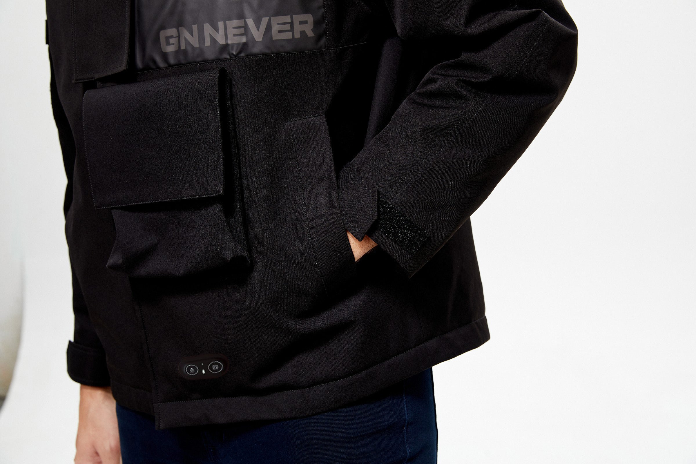 Men's High Quality Windproof Softshell Heated Jacket for Hiking