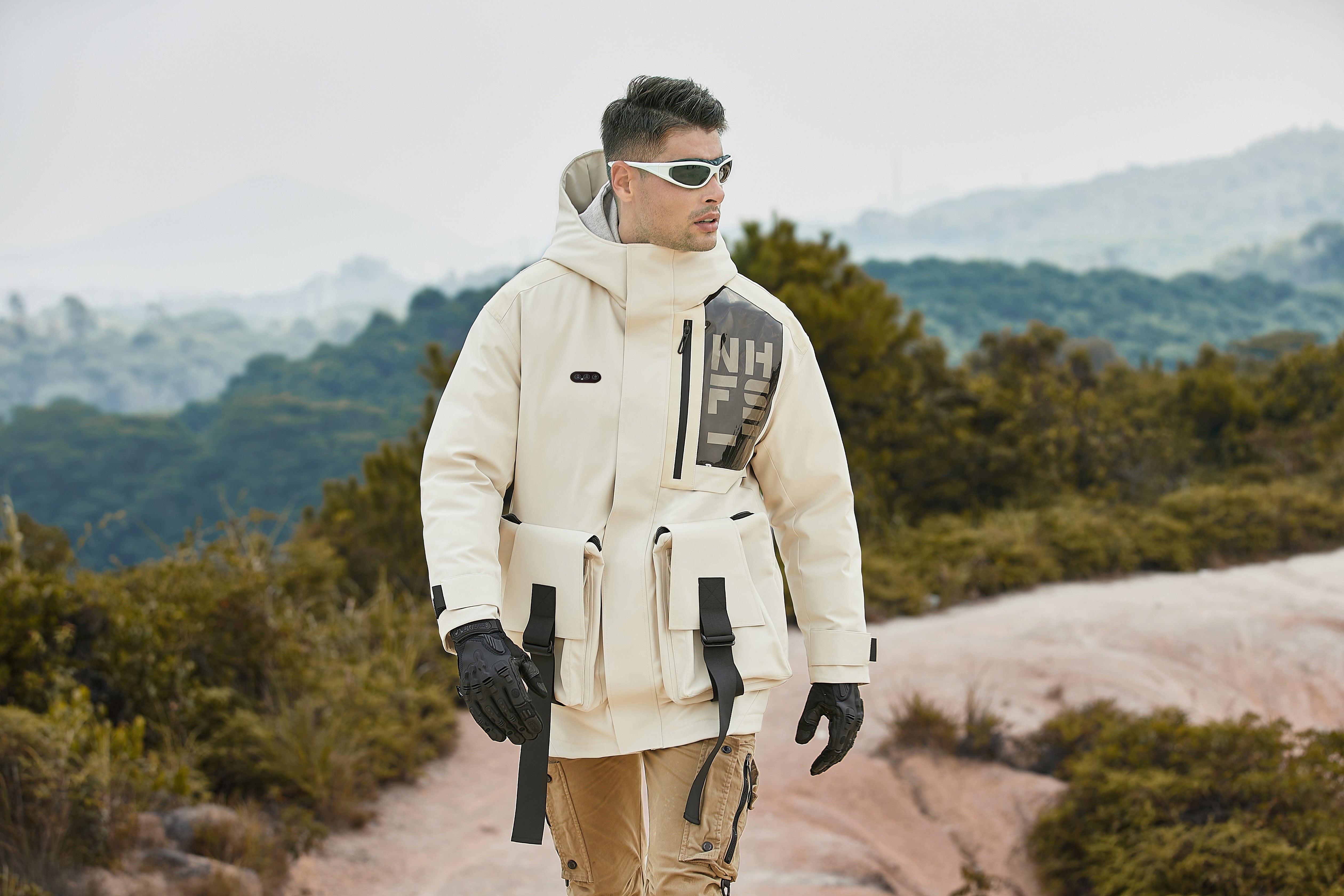 Men's Removable Safety Outdoor Heated Jacket Perfect For Climbing