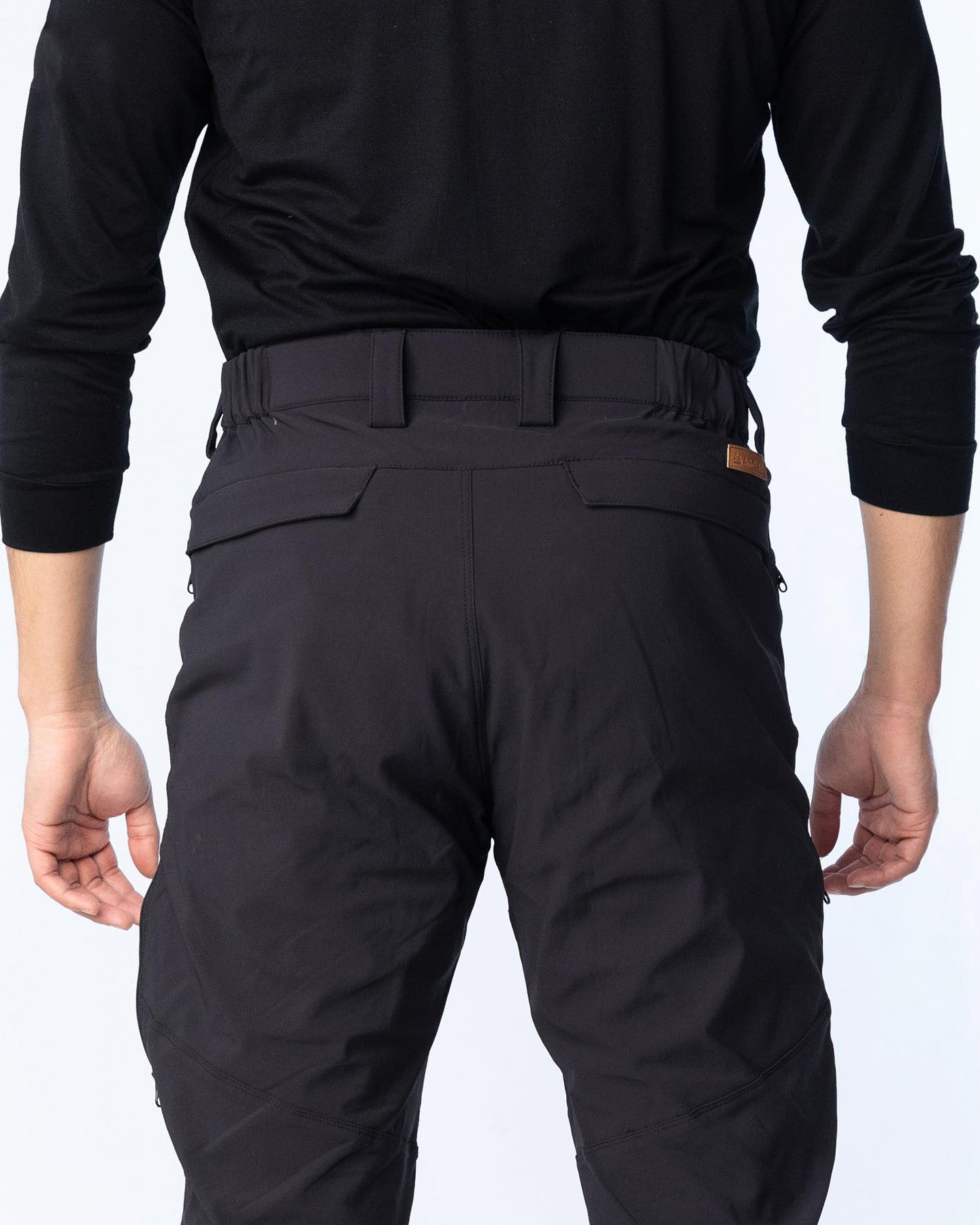 Machine-Washable Men's Heated Pants – Simple Care After Hiking & Outdoor Use