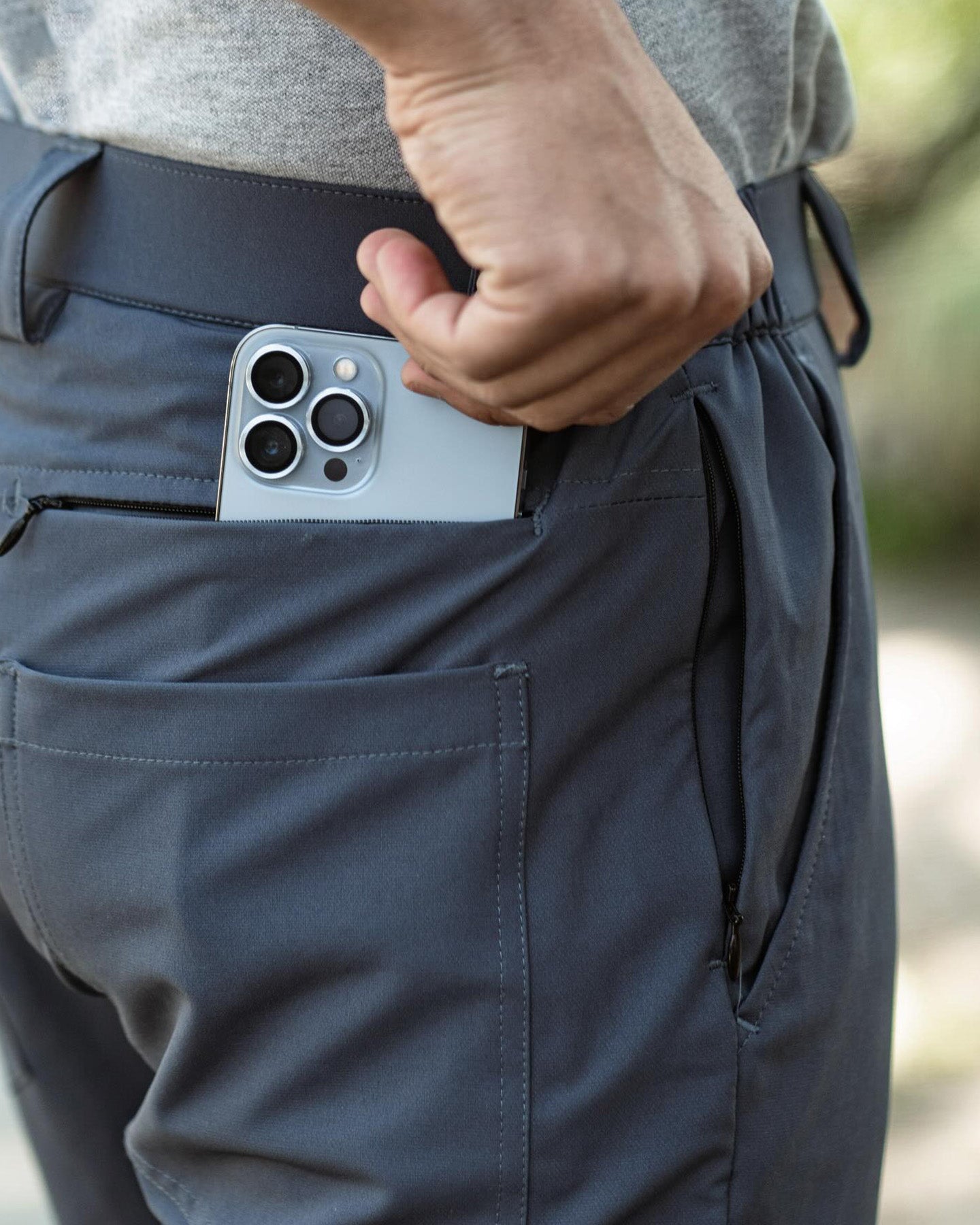 Men's Winter Heated Outdoor Pants – Sub-Zero Resistance + Ankle Cuffs for Snow Hiking