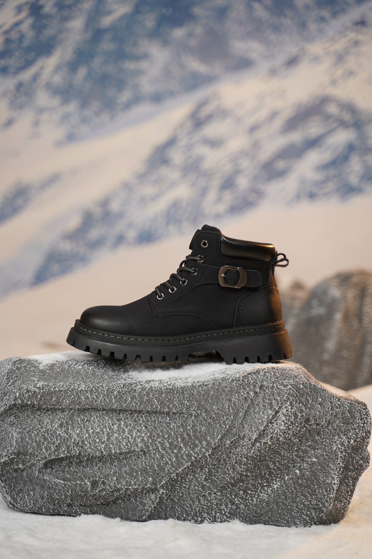 Unisex Quick-Heating Sports Heated Boots - Warms Up Fast for Cold Morning Hiking