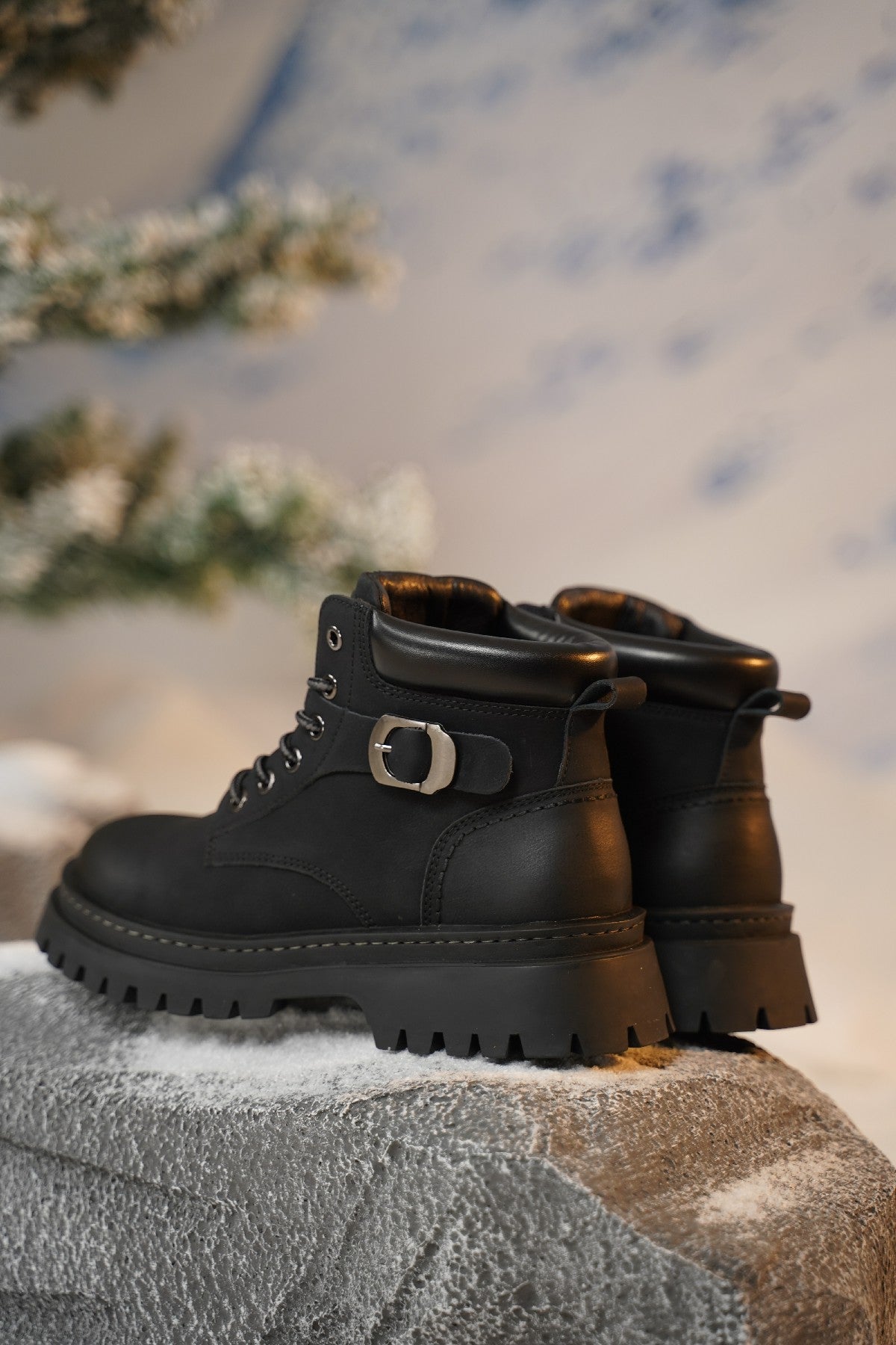 Unisex Quick-Heating Sports Heated Boots - Warms Up Fast for Cold Morning Hiking