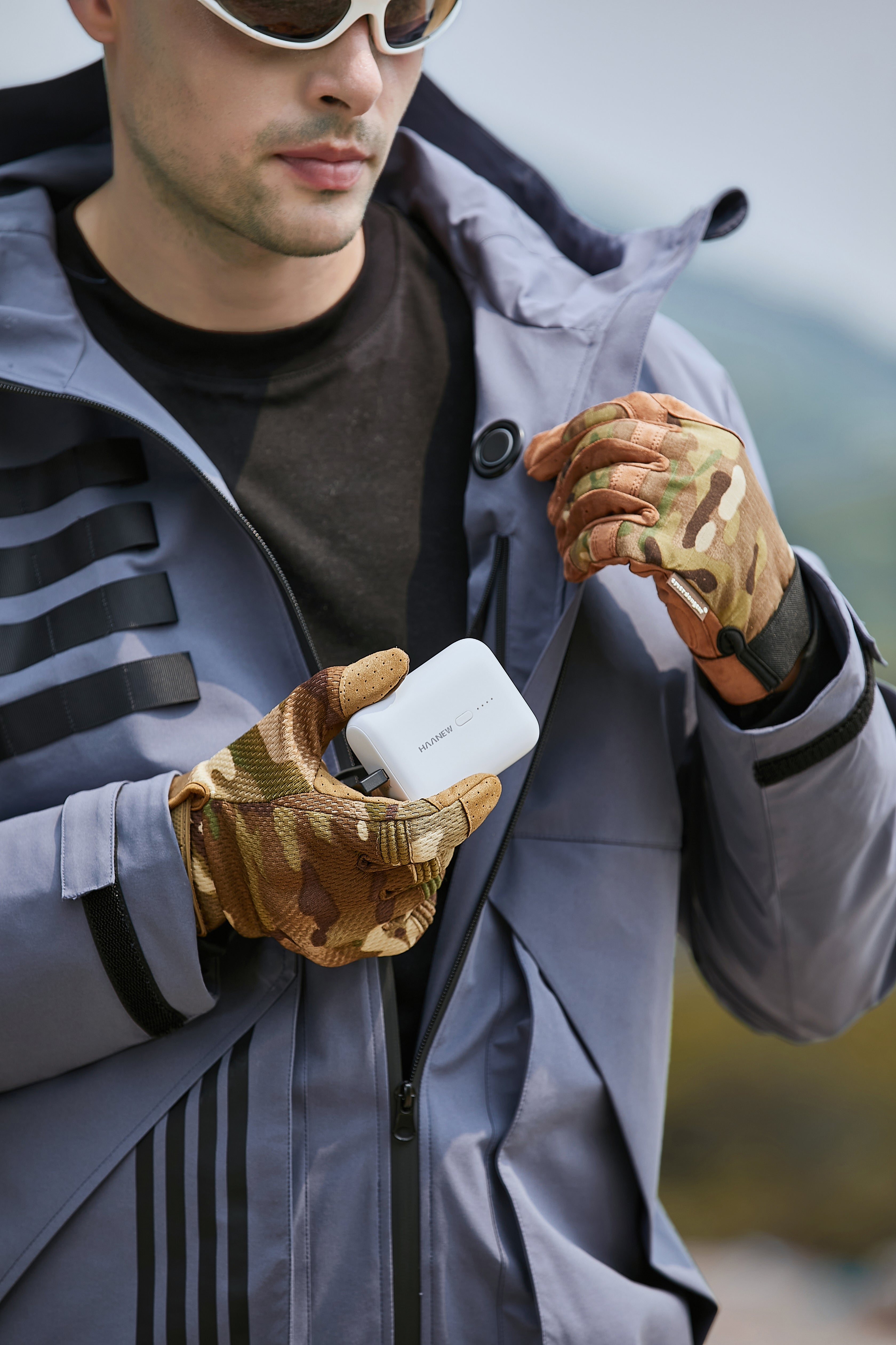 Men's Outdoor Heated Jacket Intelligent And Windproof For Rock Climbing