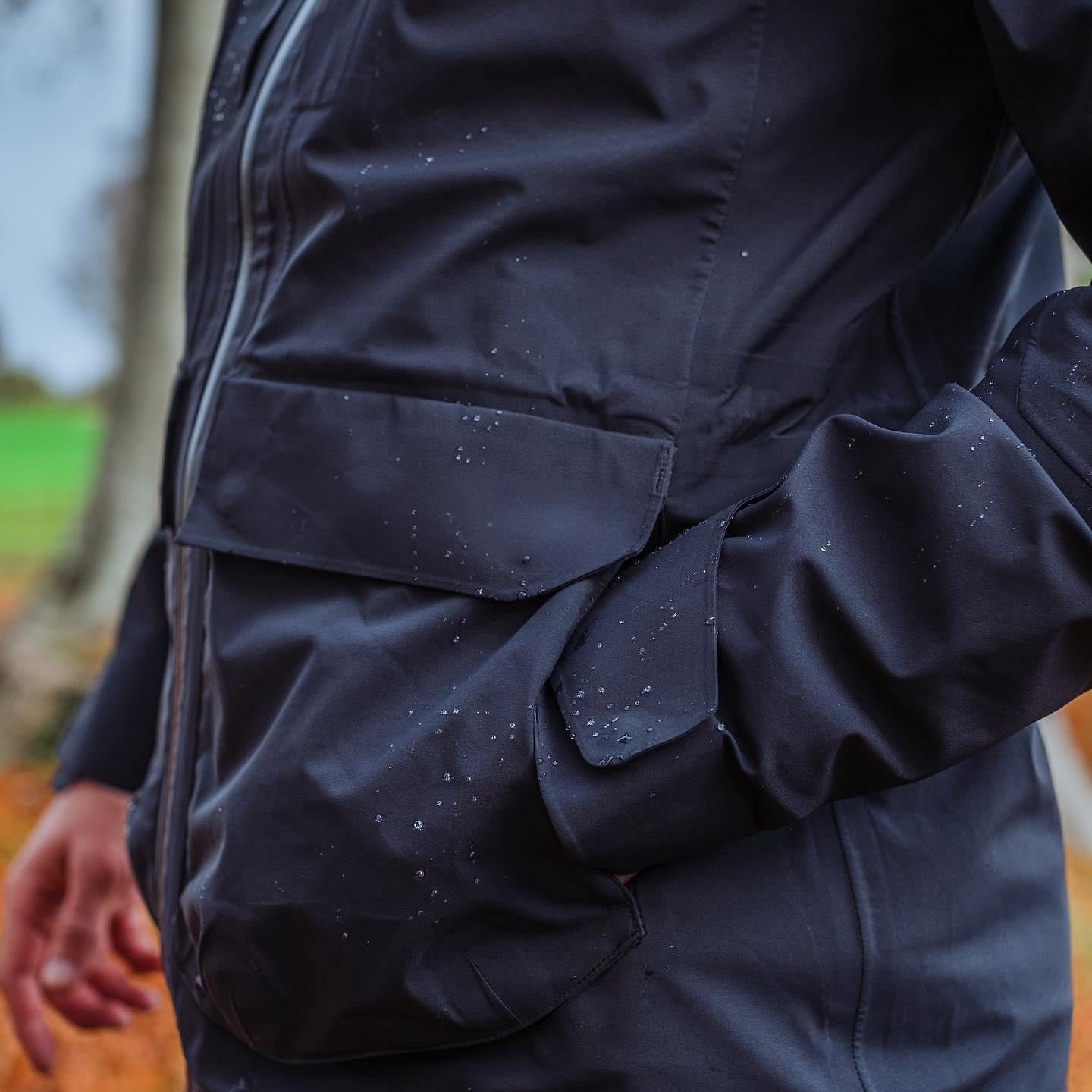 Men's Outdoor Heated Jacket Windproof Hood for Skiing Hiking