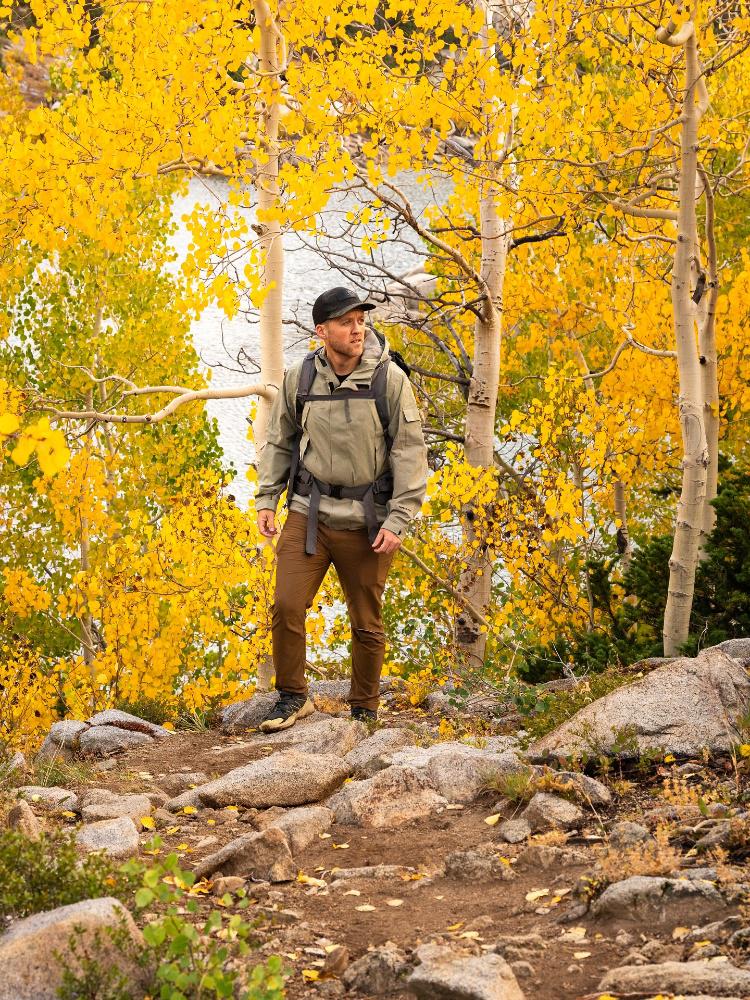 Men's Softshell Heated Jacket Durable Zippers for Outdoor Use